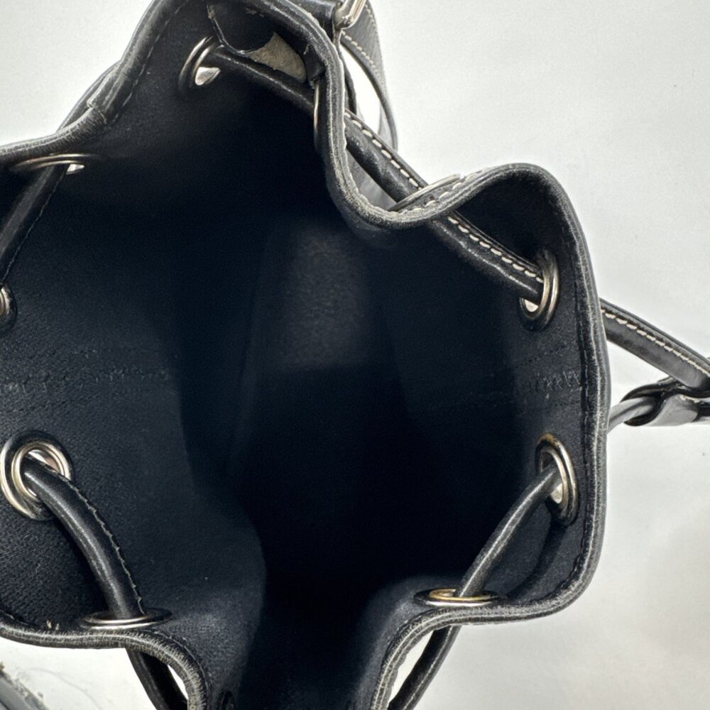 Vintage Dooney & Bourke Bucket Bag Purse Black Crossbody Logo Leather Canvas Y2K - Picture 3 of 12